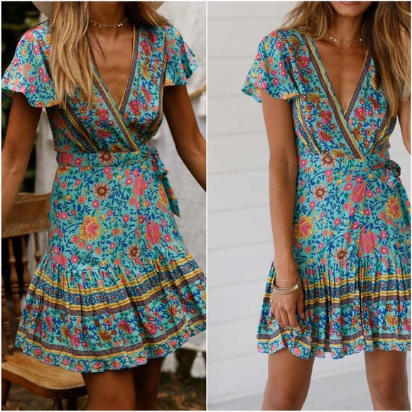 Bohemian Mint Green Floral Print Butterfly Sleeve Wrap Dress - Picture 6 of 11